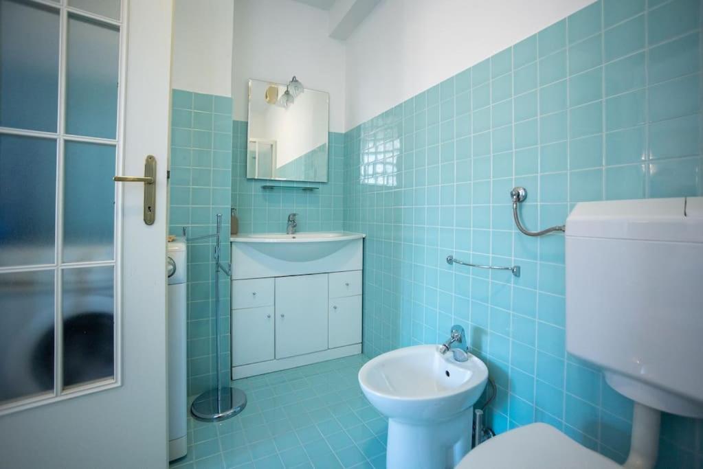 Torretta10 - Studio Apartment Триест Екстериор снимка
